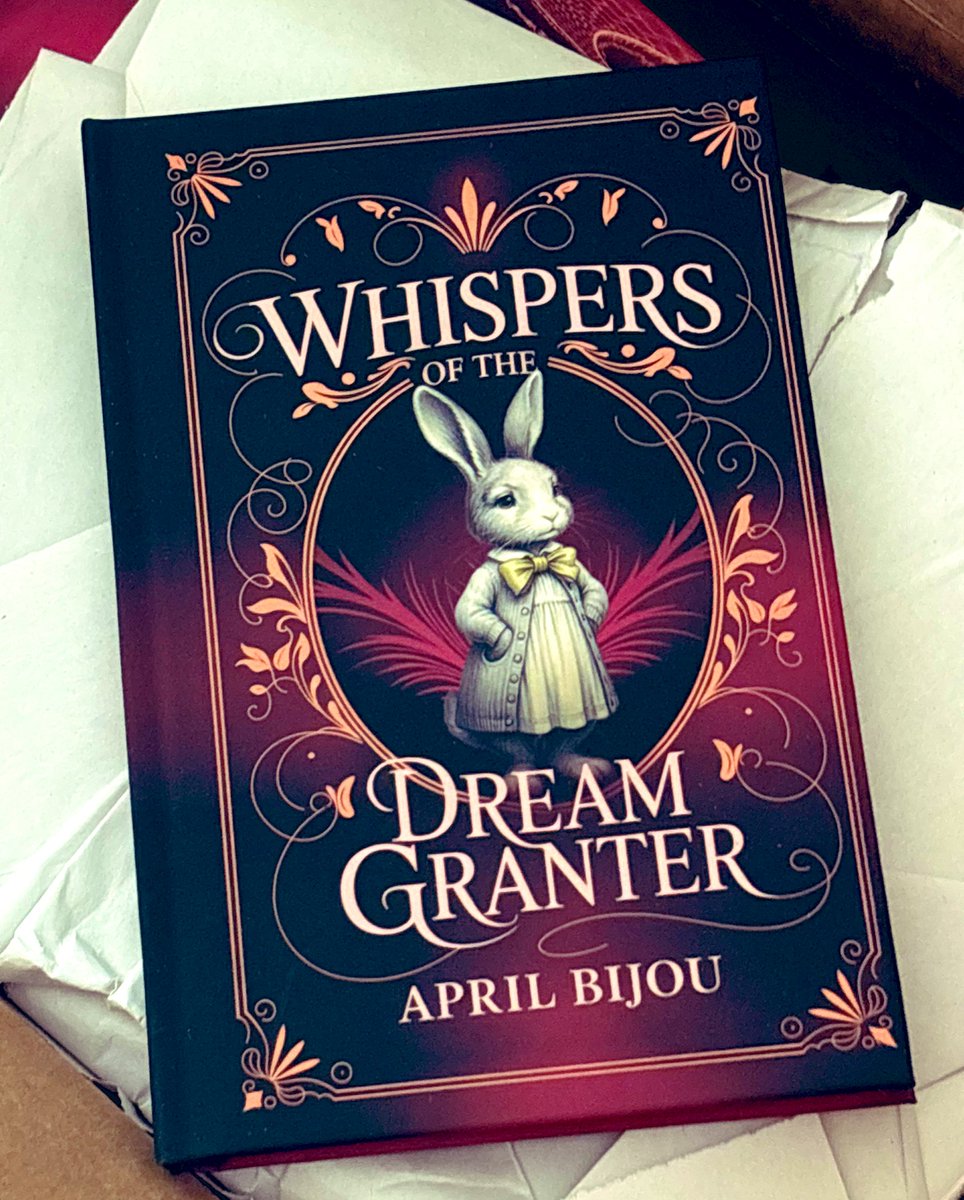 14 days until Whispers of the Dream Granter ✨ What would you wish for if the Dream Granter appeared at your window tonight?  
#fantasybooks #bookrelease #book #whispersofthedreamgranter #bonbonavenue