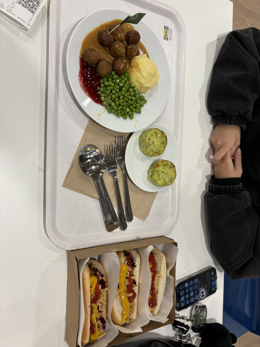 biboobibertson's tweet photo. #meatlessmondays https://t.co/Xfdoy6vvLR