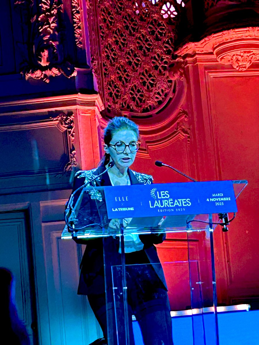 isabelle_blin's tweet image. Au prix « Les Lauréates » de la Tribune et Elle, @auroreberge rappellent que les femmes ont de l’ambition et qu’elles dépassent les frontières scientifiques, culturelles, économiques. Bravo aux 30 lauréates !