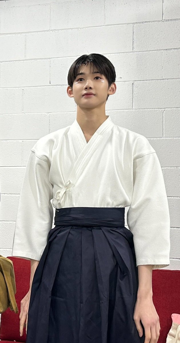 manifestojeruk's tweet image. #LINKED_ABIM 🌱 • (25/11/05) 

いつもふざけると1番笑ってくれてこっちまで嬉しくなるよー! Thank you for being born. Jangan lupa makan yang banyak tapi tingginya jangan kalahin Abang, janji? Terakhir; serta mulia, Kapten. 🍀 #ARKAN_DAY