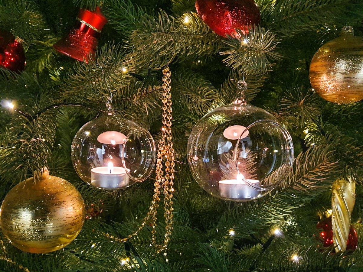 Lauscha's tweet photo. Himmlische Glaskunst für einen zauberhaften Advent - ELIAS Glashütte Lauscha 🌟🎅🎄 - https://t.co/UOeyLCWRAj https://t.co/temsNZptVw
