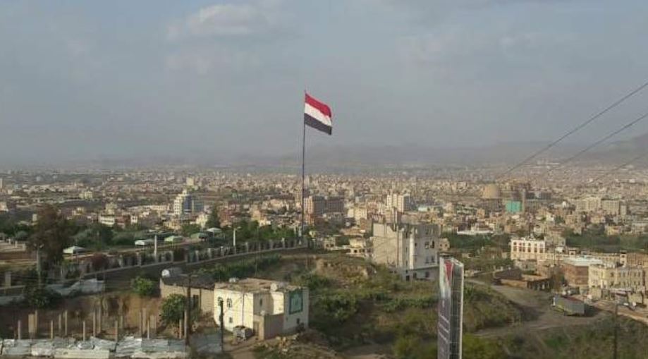 رسائل صنعاء للرياض : لن تنعموا برغد العيش ونحن نعاني

YNP / خاص -

ترفض صنعاء استمرار حالة الا حرب والا سلم مع السعودية ، وتطالب الأخيرة بالمضي قدما بالتفاهمات التي تم التوصل اليها سابقا بوساطة من سلطنة عمان .

ويبدو ان صنعاء مصرة هذه المرة اكثر من أي وقت مضى على تحريك المياه