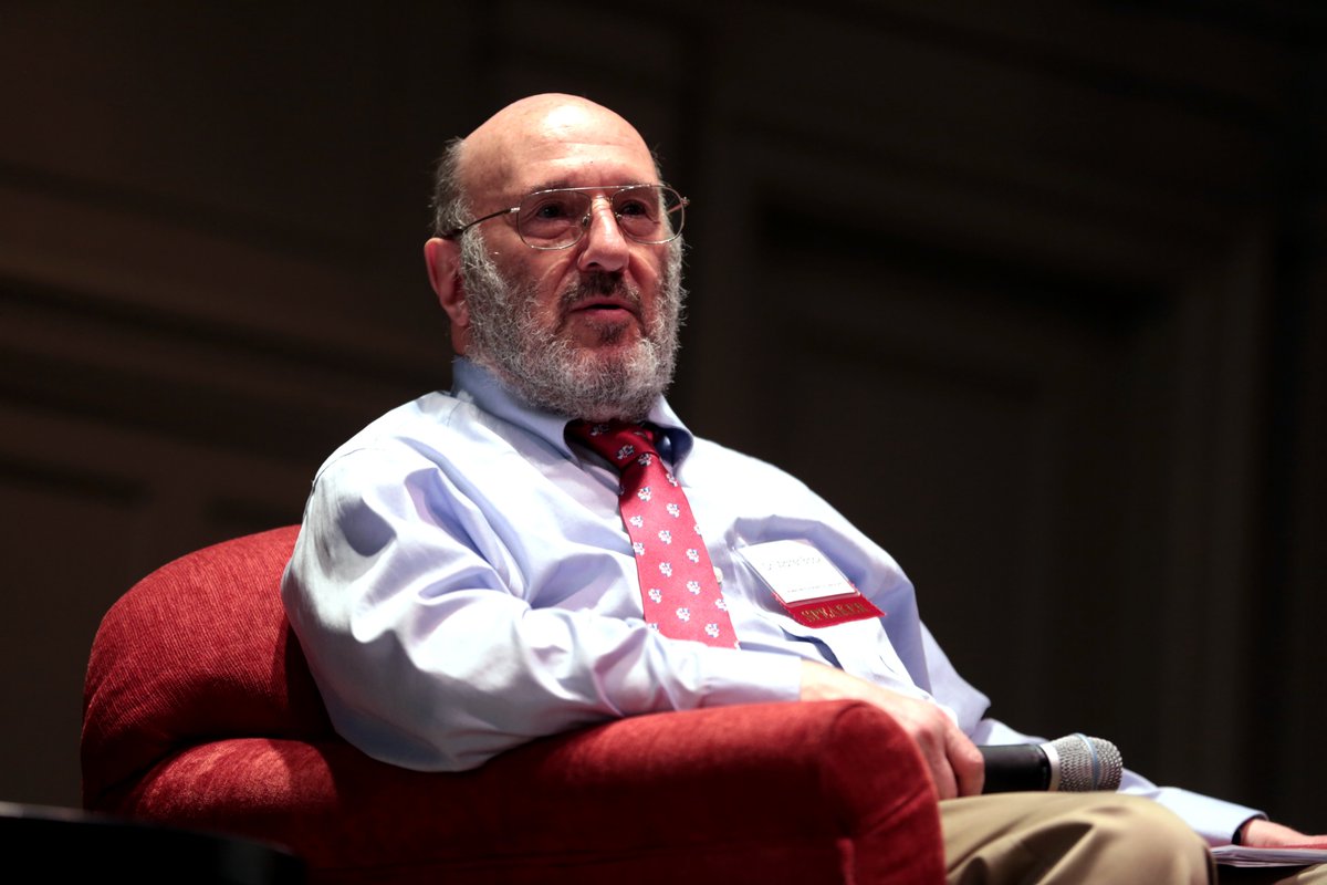 Günümüzün önde gelen liberteryen düşünürlerinden Dr. Walter Block, kendisini en çok etkileyen 10 kitabın listesini paylaştı:

1. Ludwig von Mises – İnsan Eylemi
2. Murray N. Rothbard – İnsan, İktisat ve Devlet
3. Murray N. Rothbard - Yeni Bir Özgürlük İçin
4. Murray N. Rothbard –