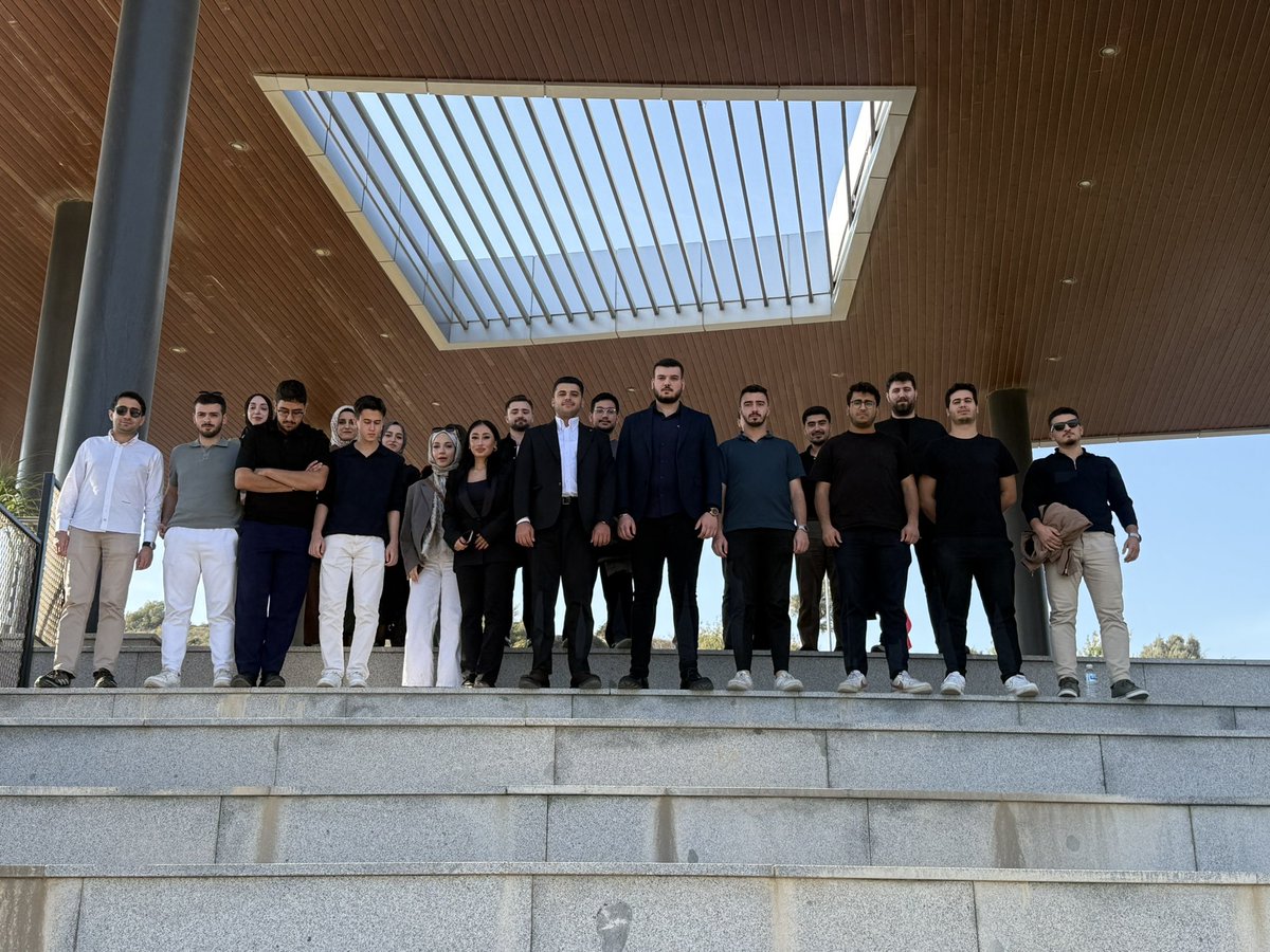 📍 Hatay

Gençlerle Eser Buluşmaları kapsamında, Çevre, Şehircilik ve İklim Değişikliği Bakanımız Sayın <a href="/murat_kurum/">Murat KURUM</a> ve Genel Merkez Gençlik Kolları Başkanımız Sayın <a href="/avyusufibis/">Yusuf İBİŞ</a> ile birlikte Atatürk Caddesi inşaat alanındaydık.

Yeniden ayağa kalkan, umutla yükselen Hatay’a