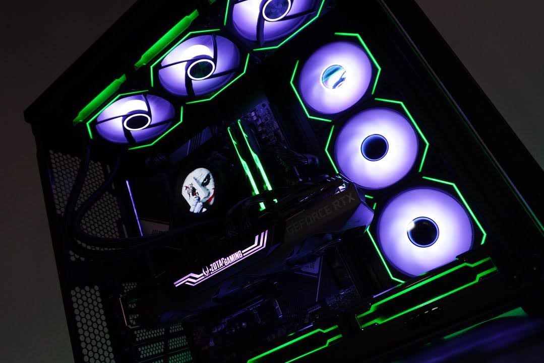 ZOTAC_USA's tweet image. 🎮Stop joking around and ready up! ft ZOTAC GAMING GeForce RTX 3080 AMP.⚡🔥

📷 IG: stcustompcs

#RTX3080 #RTX30 #AMP #PCHardware #PCComponents #GamingPC #PCBuild #Tech #GPU