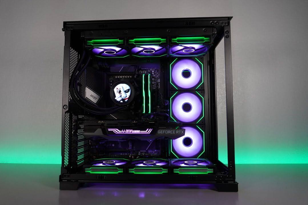 ZOTAC_USA's tweet image. 🎮Stop joking around and ready up! ft ZOTAC GAMING GeForce RTX 3080 AMP.⚡🔥

📷 IG: stcustompcs

#RTX3080 #RTX30 #AMP #PCHardware #PCComponents #GamingPC #PCBuild #Tech #GPU