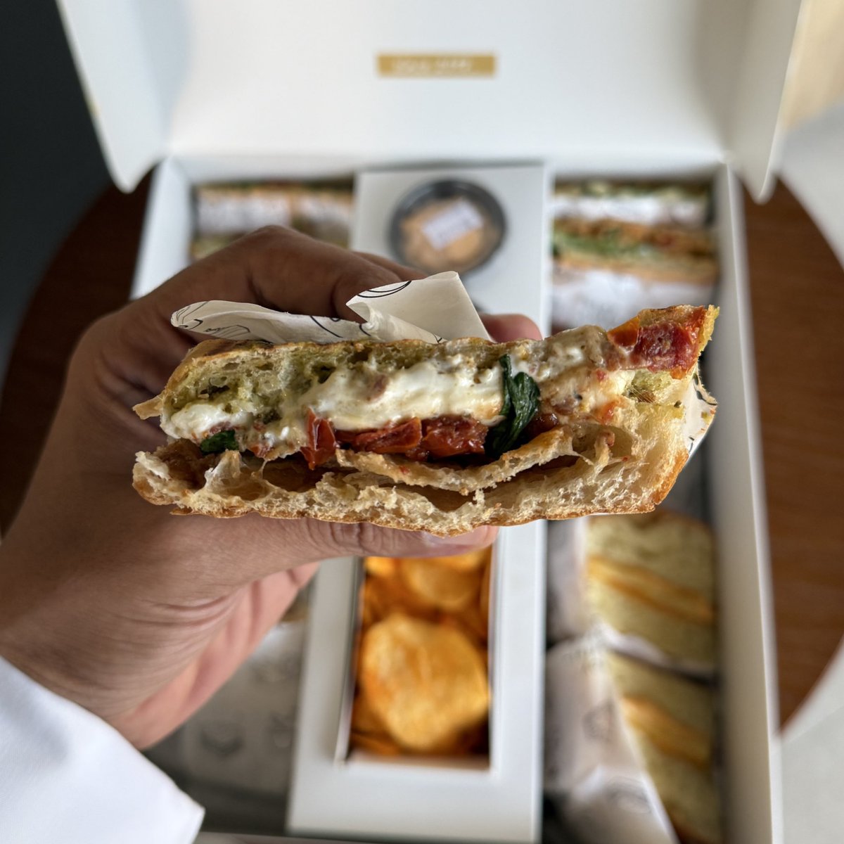 AkooL 🍔 اكول tweet media