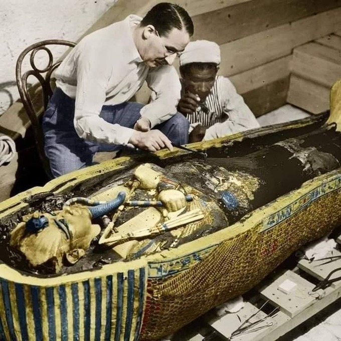 sdtiempo's tweet photo. -HILO - 

La última puerta del Antiguo Egipto: el descubrimiento de Tutankamón.

Acá te contamos como hace 103 años descubrirían la tumba intacta de un faraón egipcio. https://t.co/Ovp3zAfHzT