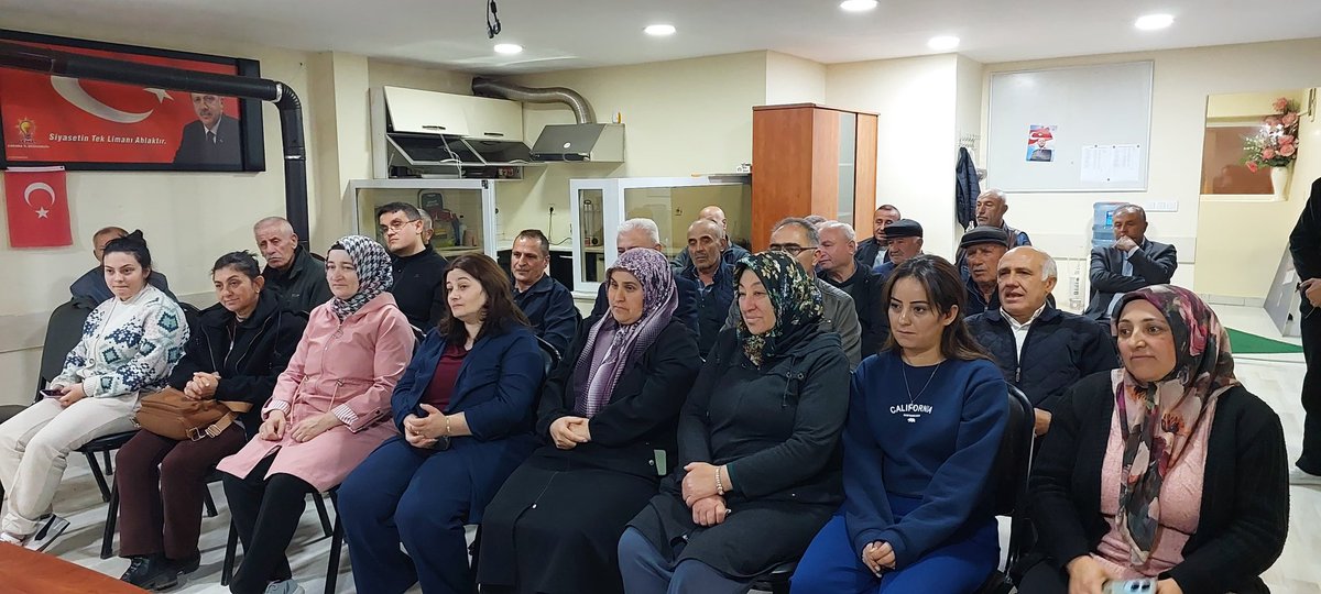 📍Elmadağ

Koordinatörü olduğum Elmadağ ilçemizin Haftalık Olağan Yönetim Kurulu toplantısına, İlçe Başkanımız Sayın <a href="/OguzCalis06/">OĞUZ ÇALIŞ</a> ile birlikte gerçekleştirdik.

Toplantımız hayırlara vesile olsun.