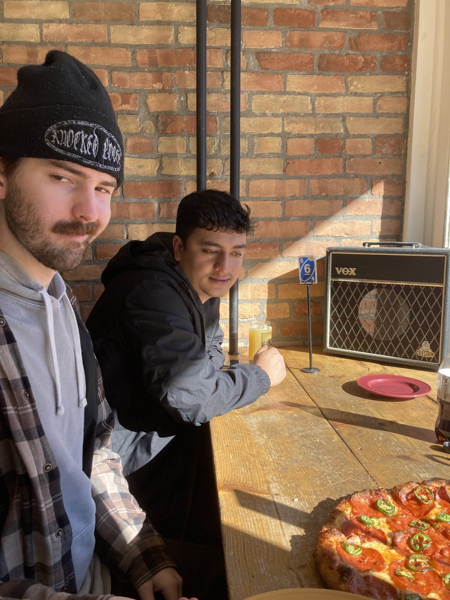 JeffsPizza_Ames's tweet image. When pizza’s life but you still need a break 🍕✈️
Some of our crew took a trip to their favorite state… and immediately found more pizza.  (As well as a former friend+coworker)
Because apparently “vacation mode” still includes extra cheese. 😎

#EmployeeFun #JeffsBestPizzaInAmes