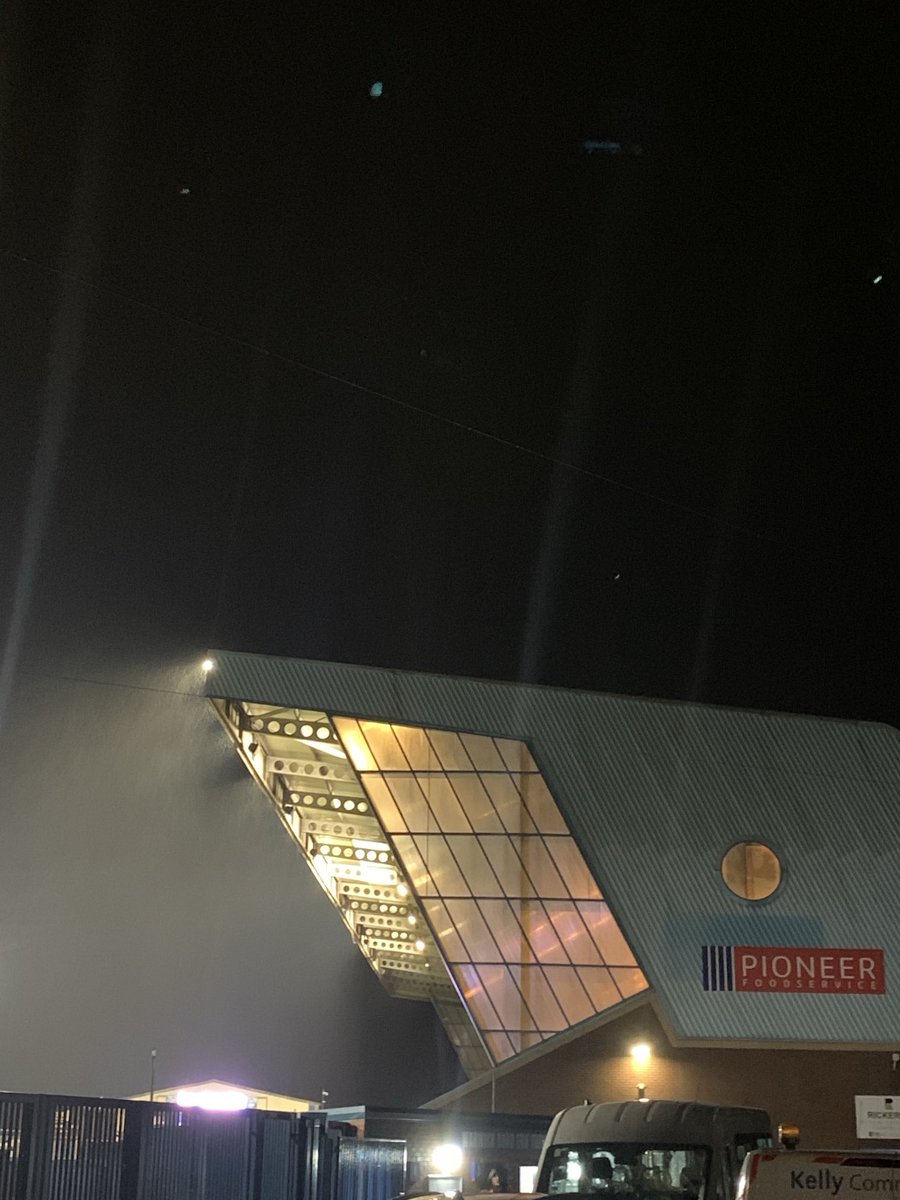 sibigironman's tweet photo. Can’t beat a Tuesday nights under the lights ⚽️ #cufc #blues https://t.co/xcIf7BX3vm