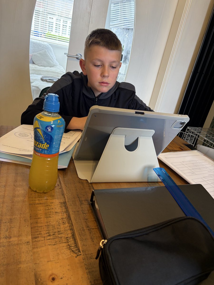 Jax’s stoma journey BCyA tweet media