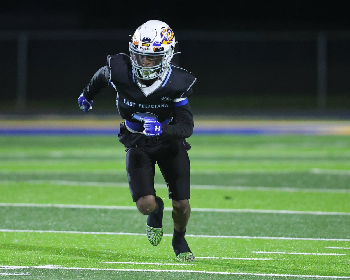 Check out ‘27 ATH Ryan Moore Jr. Highlight Reel

hudl.com/video/3/217666…