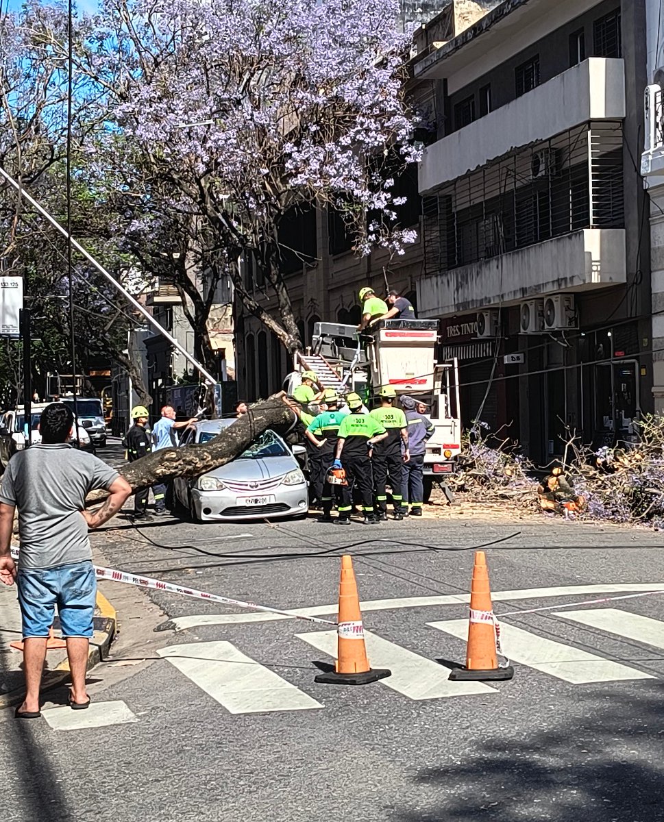San Juan 1900 #Atencion Corte 🚧
<a href="/emergenciasAR/">red de emergencias</a>