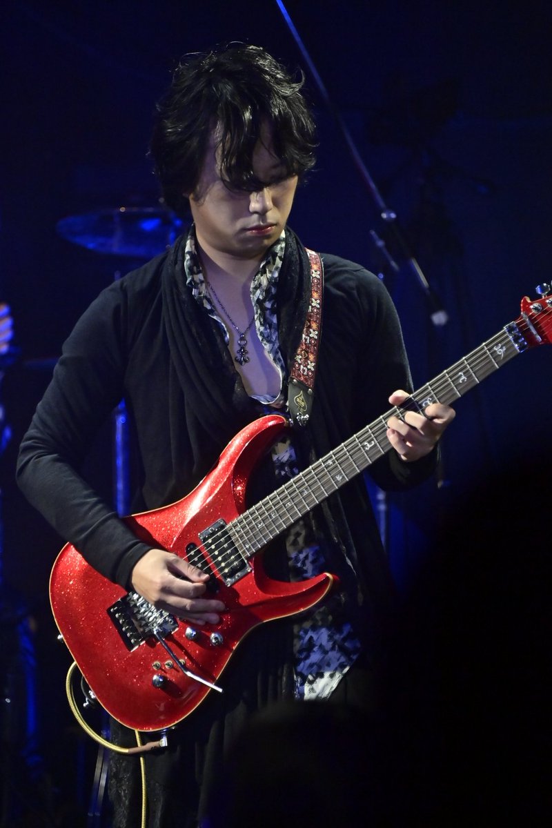hikaru_g_life's tweet photo. Janne Da Arc Night vol.5での素敵な写真をご提供いただきました✨
G-Lifeの赤ラメってやっぱり映えるな🎸

Photo by 亮さん(@ryoJDN )
#JanneDaArc #GLifeGuitars https://t.co/9p1GLG7PXD