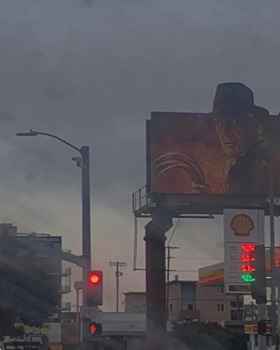 I thought this was Freddy Krueger 😭