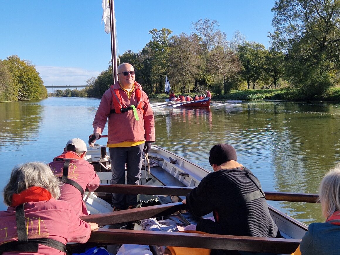 marc2frem's tweet photo. A la fête du Bogue d’Or de Redon, navigation sur la Vilaine sur la « Fée du Traon » yole de Bantry basée à Plougoumelen https://t.co/bhjE2E9yGg