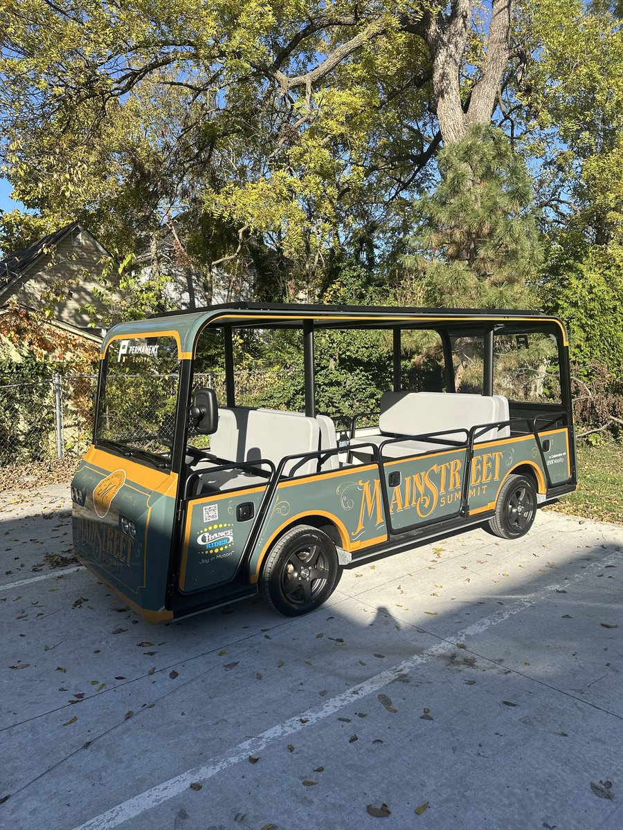 MainStSummit's tweet photo. Have you spotted the Main Street Summit Tram?!

The solar-powered trams around town are produced by Chance Rides in Wichita, KS. 

#mainstreetsummit https://t.co/Cu4PVaBLWd