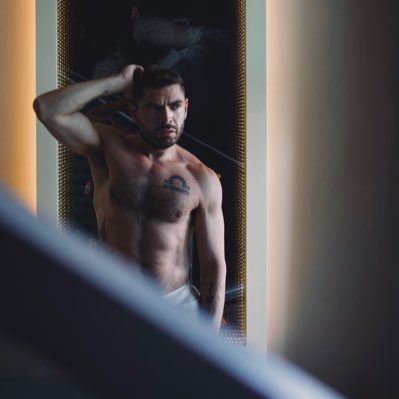 Mich MelRo tweet media