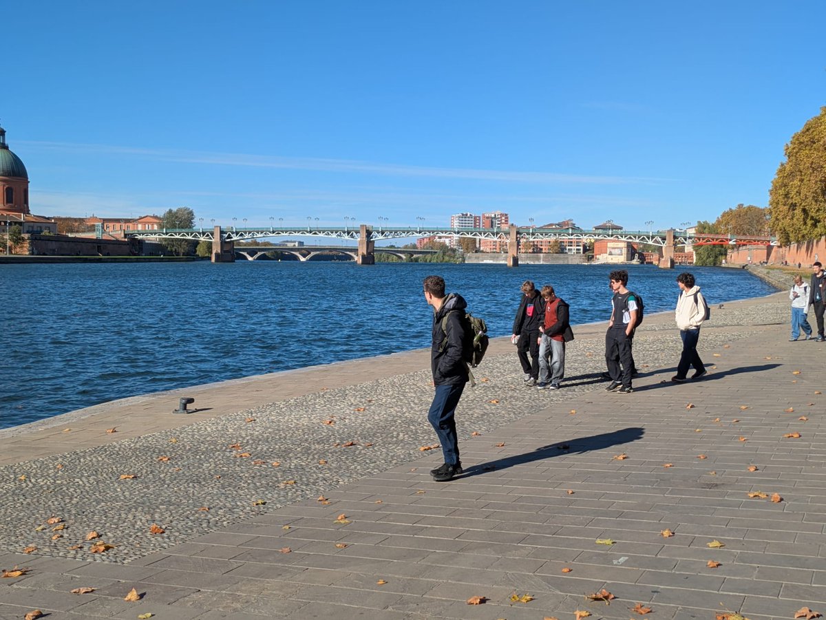 RGSHWMFL tweet media