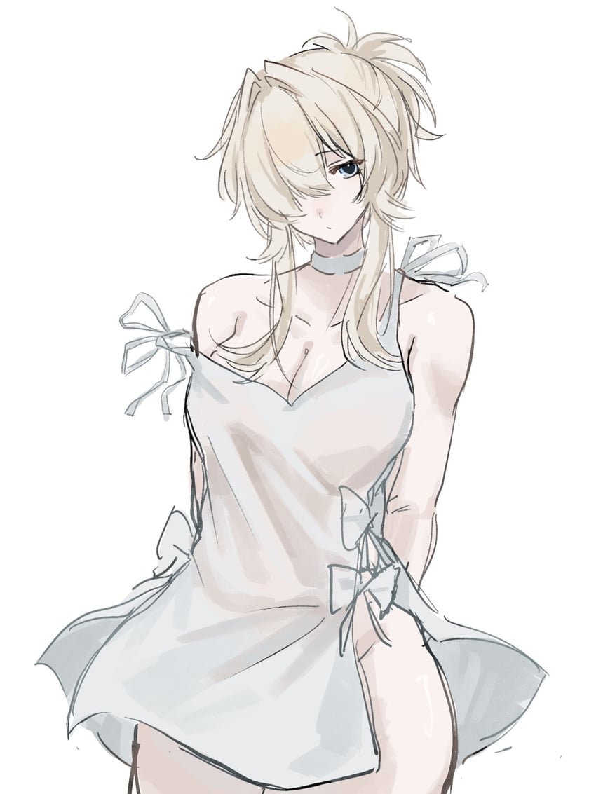 MakerOfGlass's tweet image. "...Armor..
Cleaning..
...Must..
Still wear something.."

She have found some spare clothes, but it barely hide anything, she don't even have panties.