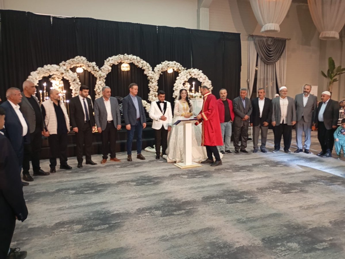 Durmaz ve Yeşilgöz Ailelerinin düğün merasimlerine katılıp, mutluluklarına şahitlik ettim. Doğan ve Fatma Nura ömür boyu mutluluklar diliyorum.