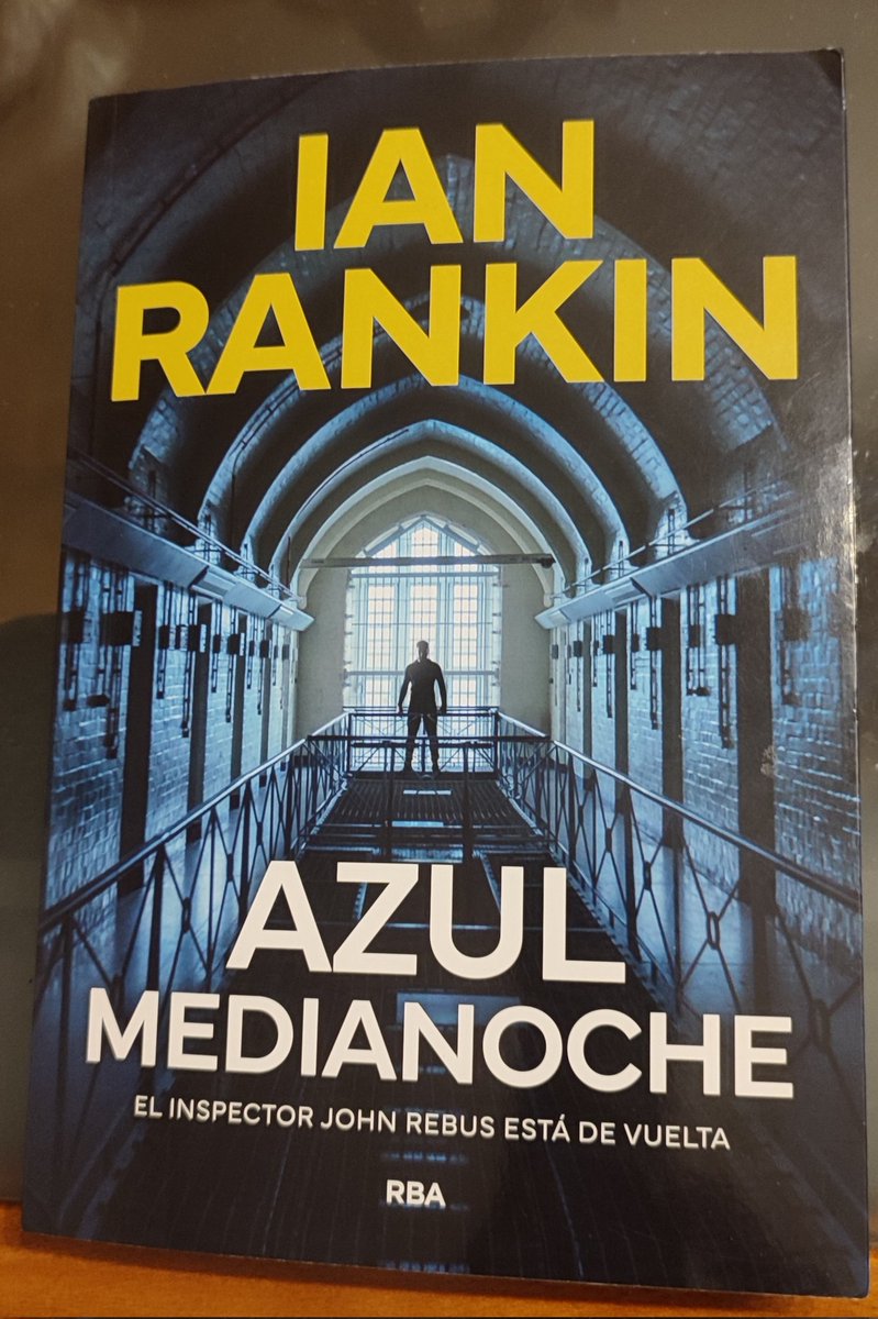 Elsalondellibro's tweet photo. Acabado el capítulo 5.
#azulmedianoche
"Necesitas algo así, Malcolm - se dijo Fox a sí mismo-. No solo lo necesitas, te lo mereces."
No soporto a este tío. #mentiroso #liante #trepa
@Cudeyo @Elsalondellibro @IslaMilPalabras @LAKYlibros @carlotenia @RBALibros https://t.co/WZoDVn2J4i