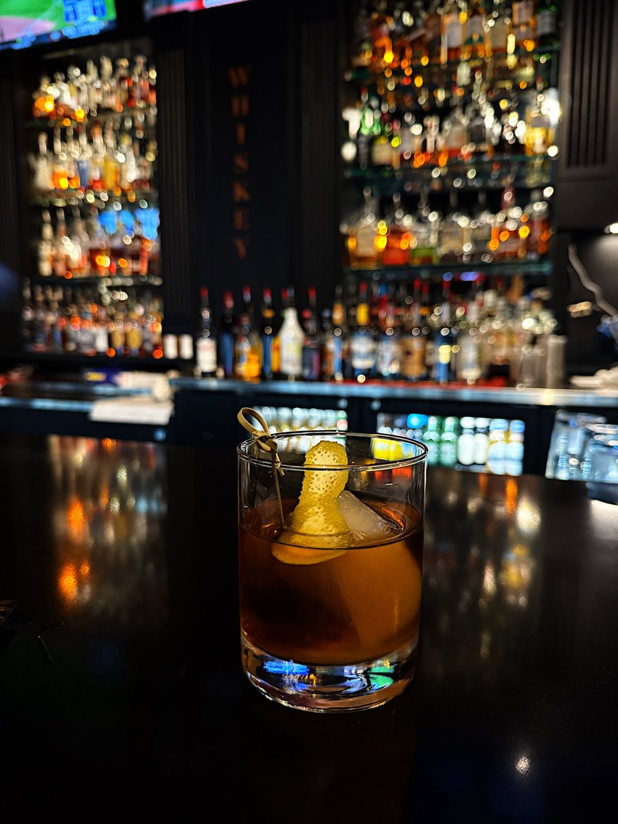 aqui borracho llamando enamorado 📱🥃