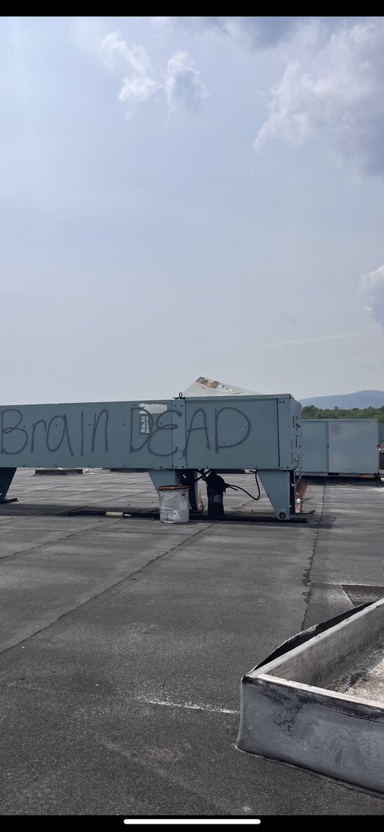 used to be a hopeless dope fiend but now ima dopeless hope fiend