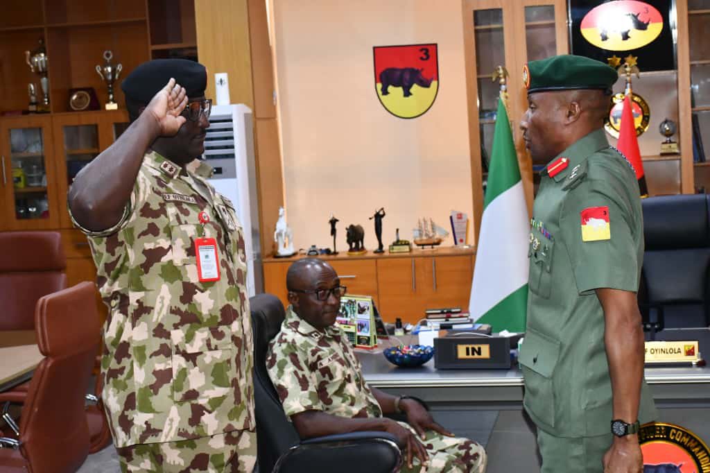 NigeriaArmyInfo's tweet photo. GOC 3 DIVISION CHARGES NEWLY PROMOTED COLONEL ON LEADERSHIP BY EXAMPLE

The General Officer Commanding (GOC) 3 Division and Commander of Operation ENDURING PEACE, Major General EF Oyinlola, has charged the Division’s newly promoted senior officer to distinguish himself through exemplary conduct and effective leadership at all times. The charge was delivered during the decoration ceremony held at the GOC’s Office, Headquarters 3 Division, Maxwell Khobe Cantonment, Jos, on 4 November 2025.

Lieutenant Colonel GC Ohaeri, the Division's Acting Deputy Director of Legal Services (DDLS), was decorated with the rank of Colonel following his promotion, which was approved by the Army Council.

In his remarks, the GOC congratulated Colonel Ohaeri and urged him to view the elevation as a call to greater responsibility and service to the Nigerian Army. He emphasized the importance of leading by example, noting that subordinates often learn more from actions than words. “You are now a role model to your subordinates; therefore, you must exemplify good conduct and professionalism in all your endeavors,” he stated.

The GOC also extended appreciation to the spouse of the celebrant, emphasizing that the resilience and support of families are vital to the success of personnel. "There is no way we can discharge our responsibilities effectively without stability at home," he said.

In his vote of thanks, Colonel Ohaeri expressed his gratitude to the Chief of Army Staff for finding him worthy of the promotion and promised to live up to the expectations of his new rank. He also thanked the GOC for his exemplary leadership and strategic guidance, as well as his spouse for holding the home front.

The brief but colorful ceremony featured words of advice from senior officers within the division and commanders of affiliated formations. It concluded with the celebrant's vote of thanks and a group photograph to commemorate the occasion.

ALIYU DANJA
Lieutenant Colonel 
Acting Deputy Director Army Public Relations 
3 Division Nigerian Army 
4 November 2025
