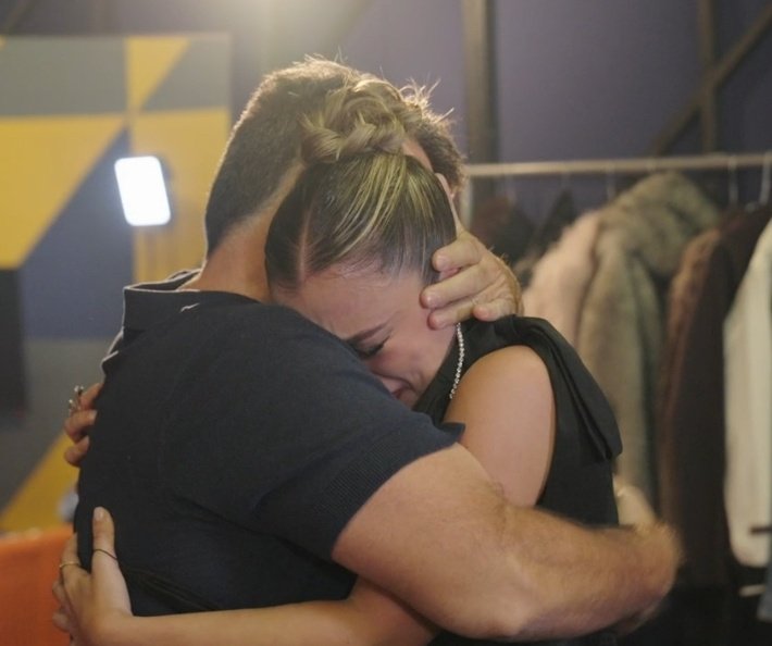 OT24h's tweet photo. El reencuentro de Laura con su padre

#OTDirecto4N #ConexionOT4N https://t.co/Fp1Mscx3ns