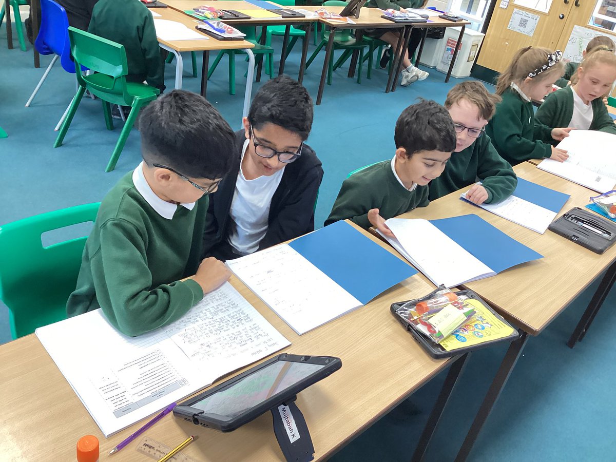 GatesSwallows's tweet photo. We enjoyed sharing our wow writing with @GatesDoves. #TheGates #TheGatesWriting. https://t.co/m7UrDRn4W2