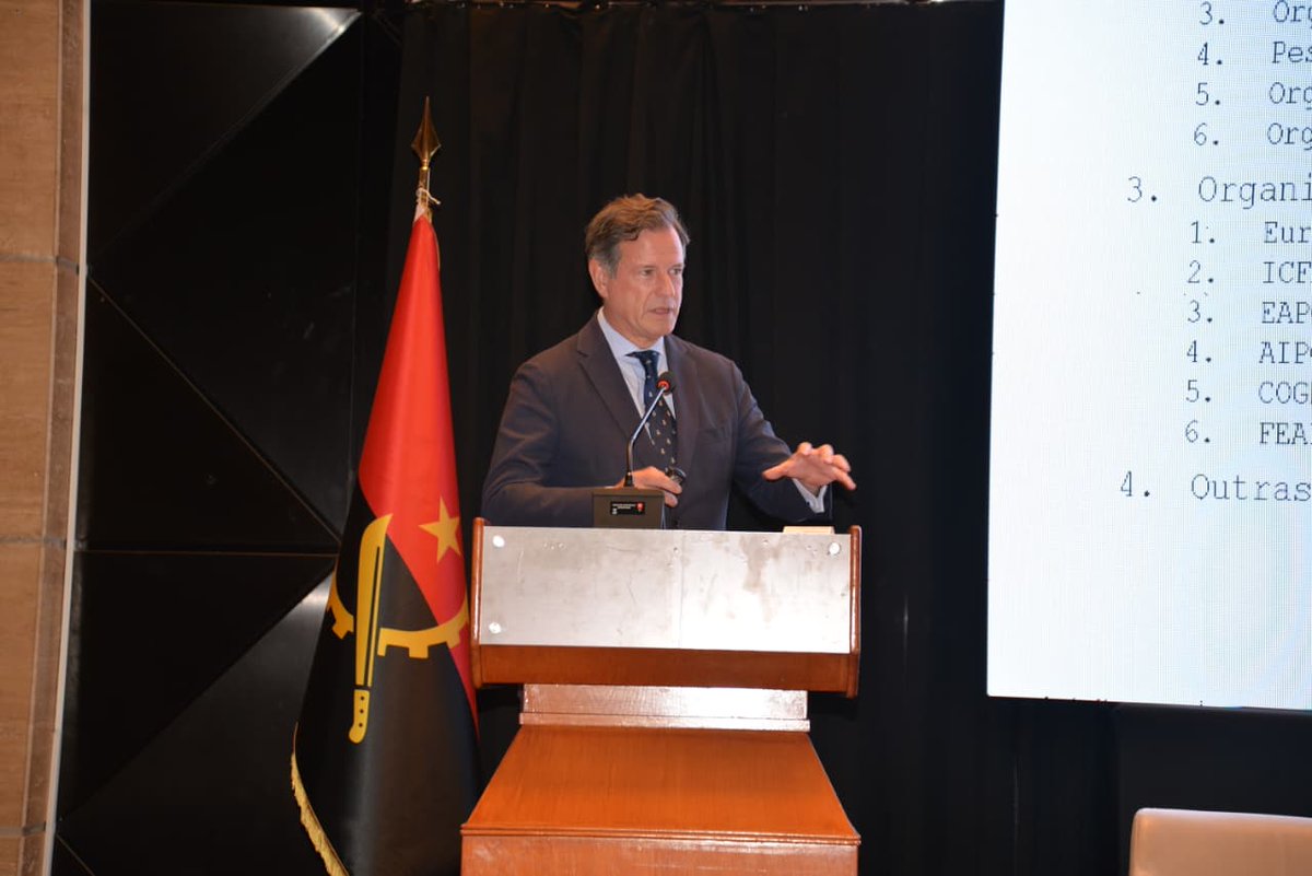 CEPESCA's tweet image. En workshop previo a #CIPAS 2025 #Angola sobre ‘Modelos #Gobernanza y Asociaciones #Pesca’, nuestro secretario gral explicó importancia sector pesquero fuerte, competitivo y rentable, e incidió en papel crucial #asociacionismo con ejemplos Cepesca, Pesca España, Europêche e ICFA.