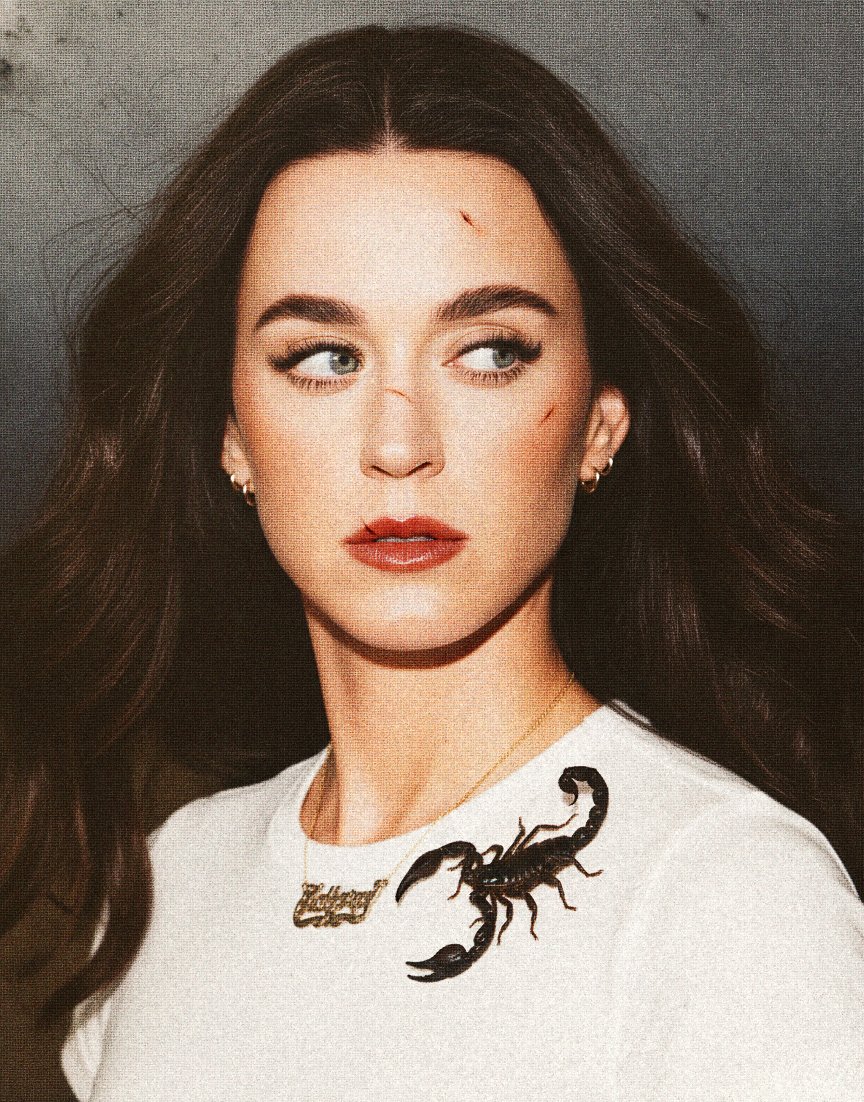 Omg Katy Perry! 
#BANDAIDS