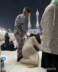 خطاء فردي من فرد لا يقلل من حسن الاستقبال والخدمه المقدمه من الجميع داخل الحرم خاصه وداخل مكه والمدينه عامه 
السلطه السعوديه لديها من الشفافيه لمحاسبه المخطي ويجب أن نتوقف هناء