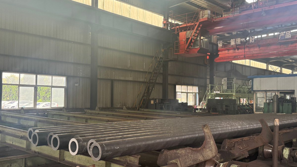 changfa_steel's tweet image. Need the right pipe for your project? We've got you covered—complete product line from stainless to seamless, welding, and more. Quality you can count on, delivered right on time. 💼🔧 #SteelSolutions #PipeExperts #IndustrialSupply #Manufacturing #B2B