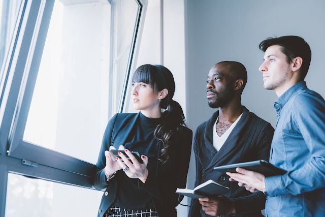 Recognize your employees’ efforts! Cards and gifts for every milestone, made easy. Start shopping today.buff.ly/5dUIjyz 

#MilestoneMoments #AppreciationCulture #TeamRecognition #CorporateSuccess #EmployeeCelebration