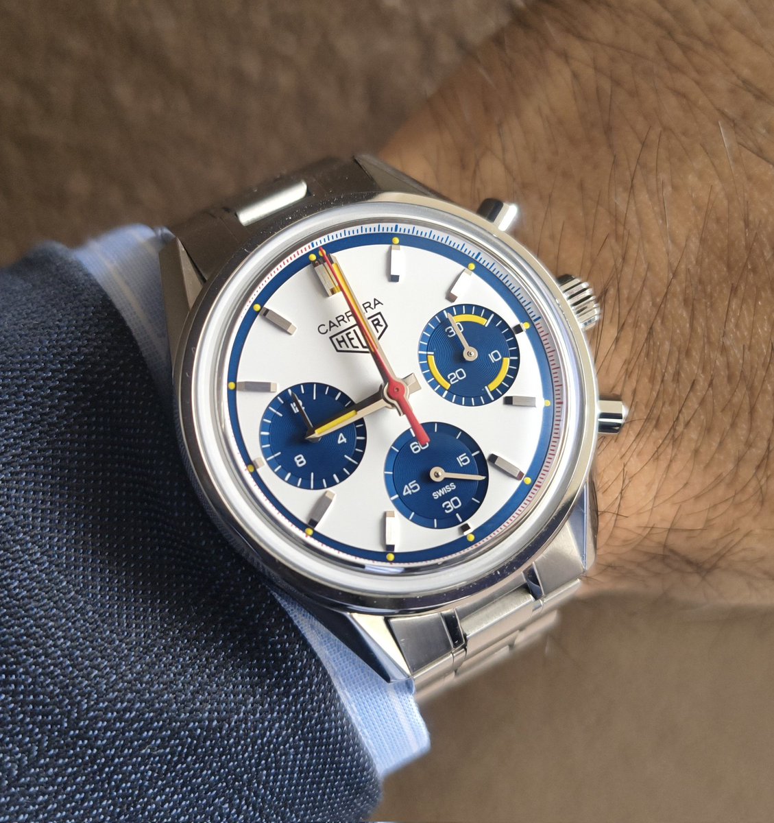 tak_ichi's tweet image. 今日は内勤なので久々にカレラで気分転換😄
普段着けてないけど、着けるとやっぱりいいなぁって思ってなかなか断捨離が進まない😇
#heuer #tagheuer