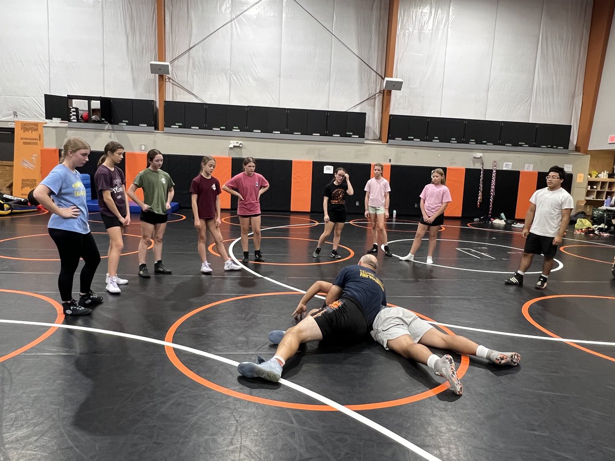 There is a new team at North Bend Central! 

On Monday the junior high girls wrestling team kicked off their inaugural season! 

Go Tigers!