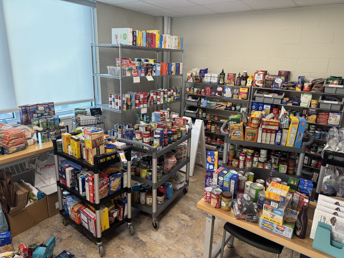 RyanRadke316's tweet image. Needless to say the FCCLA food drive was a success for the Byron Food Pantry! Well done students and Byron Community!
#ByronBears @ByronBears