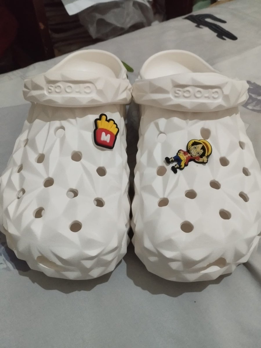 𝓢asa’ tweet media