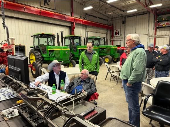 So Much Fun Today hanging out and filming for TV show in Williamsburg, IA at Jon Kinzenbaw collector online auction by <a href="/bidsullivan/">Sullivan Auctioneers</a>. ‘69 Massey Ferguson 1130 - Record price by $21,250! 1971 JD 4020 HFWD w/ Boss tires - Wow! Click here for sale report: tinyurl.com/MachineryPete-…