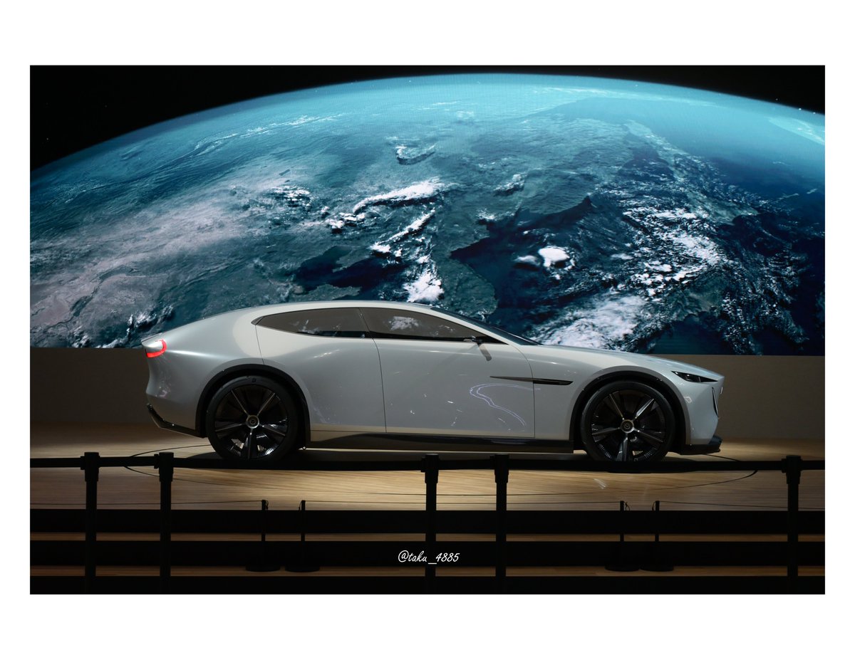 MAZDA VISION X-COUPE.