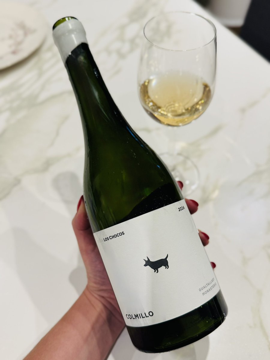 OzonoWines's tweet photo. Llego hoy, se prueba hoy #Colmillo #Chardonnay #Gualtallary https://t.co/ZPZUdFjXAw