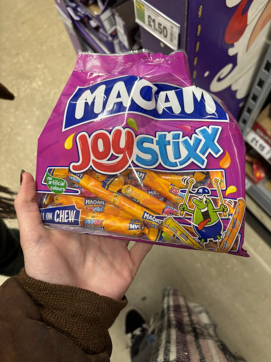 lottie🥭 tweet media