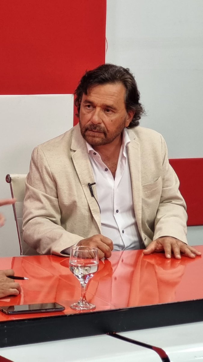 .<a href="/GustavoSaenzOK/">Gustavo Sáenz</a>: "Celebro la reunión con el presidente y celebro que dentro del vocabulario de <a href="/JMilei/">Javier Milei</a> esté la palabra consenso y diálogo. Faltó un poquito para que esté Federalismo. Hay que terminar con las mezquindades y darle la posibilidad de gobernar sin desestabilizar".