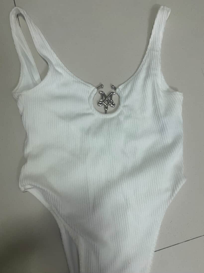 SYoodsuk's tweet photo. merge size m 650฿ส่งฟรี #mergeส่งต่อ #เสื้อผ้ามือสอง #โล้ะตู้เสื้อผ้า https://t.co/fskECbjft8
