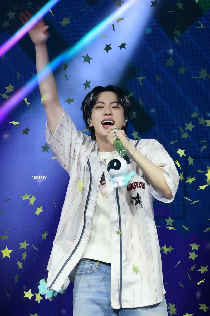 まだ🏷️をつけたことのない方はどうか一日一回のリポストを💜

X投票🗳️１日に1回
🏷️のリポストで1票です🐹

🏷️
I vote for #JIN on #2025MAMAVOTE