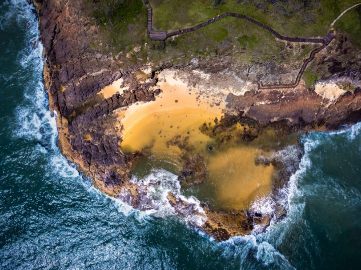 SpiderMat's tweet photo. Art of the Day! "Champagne Pools". Buy at: https://t.co/ocAbYZu2SP https://t.co/tcyeLICuYo