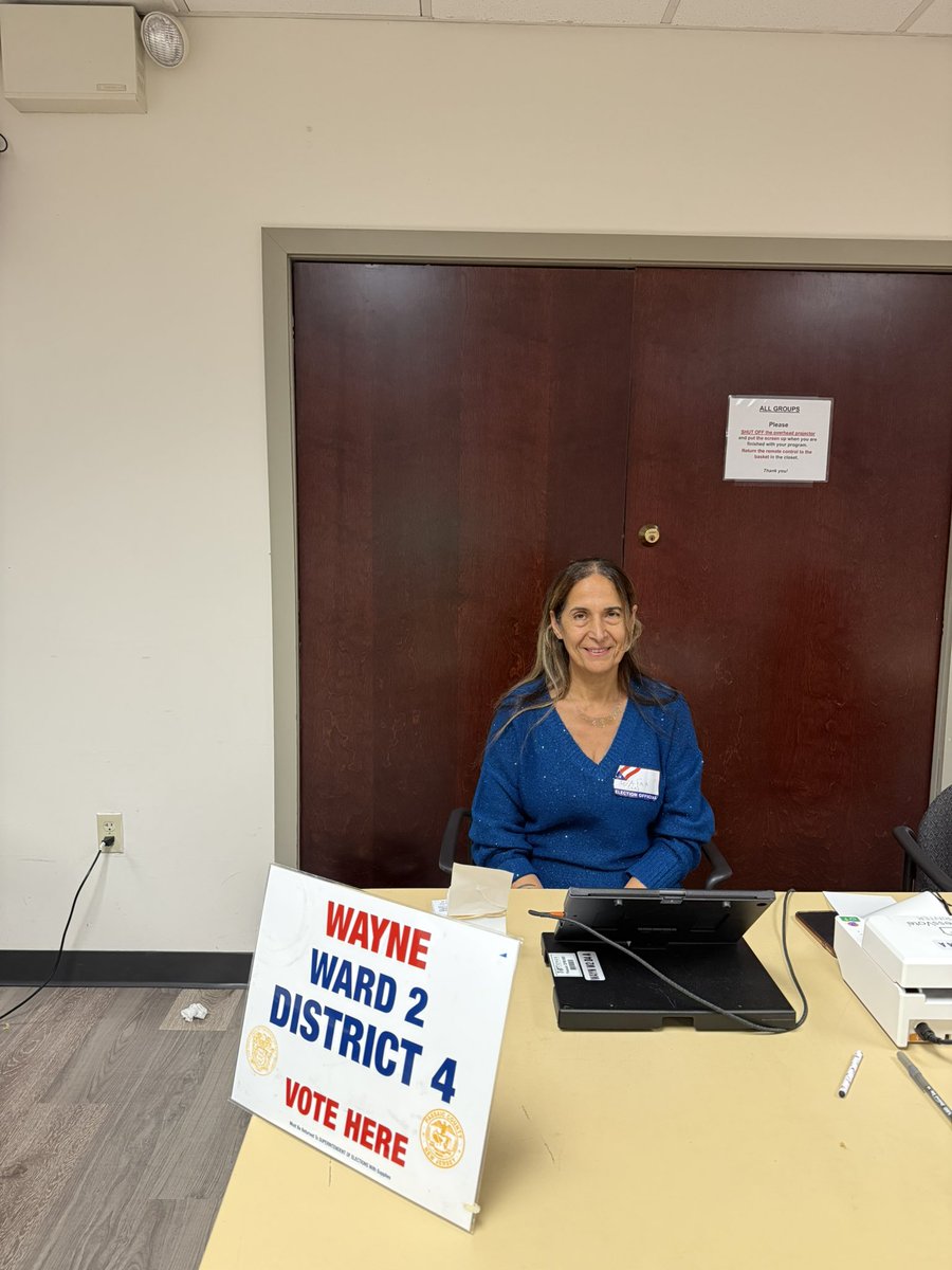 Please vote last 25 minutes before closing, it has been very busy day since 5:00 am . I never see busy Election Day like today for the last 30 years.   A lot of people voted today.